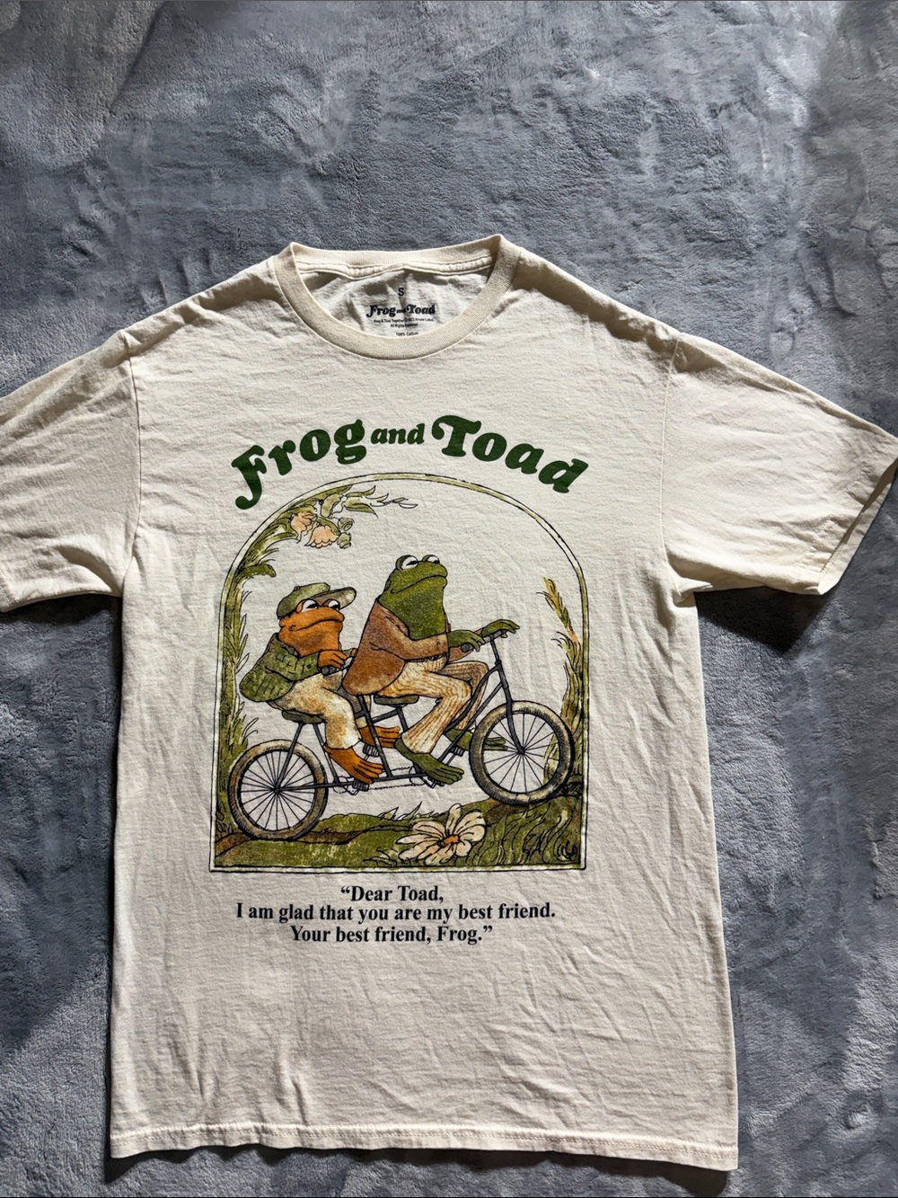 Frog and Toad Graphic Tee — Cream with Green Print Small
